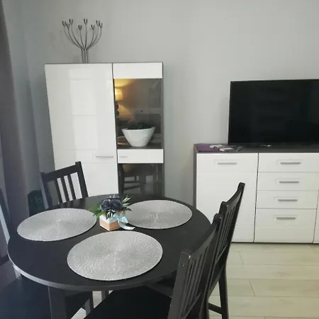 Sas Mont Royal דירה *